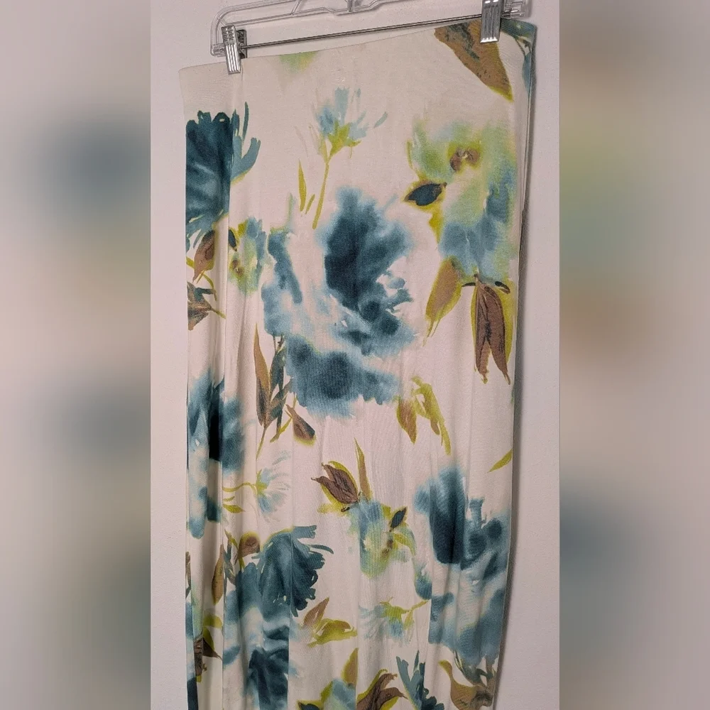 Tommy Bahama Weekend Escape Print Stretchy Maxi Skirt Size M Watercolor White
